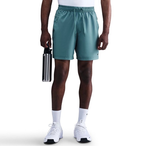 Nike Men’s DriFit Form 7-in Unlined Woven Short in Smokey Blue Size XL - Picture 1 of 10